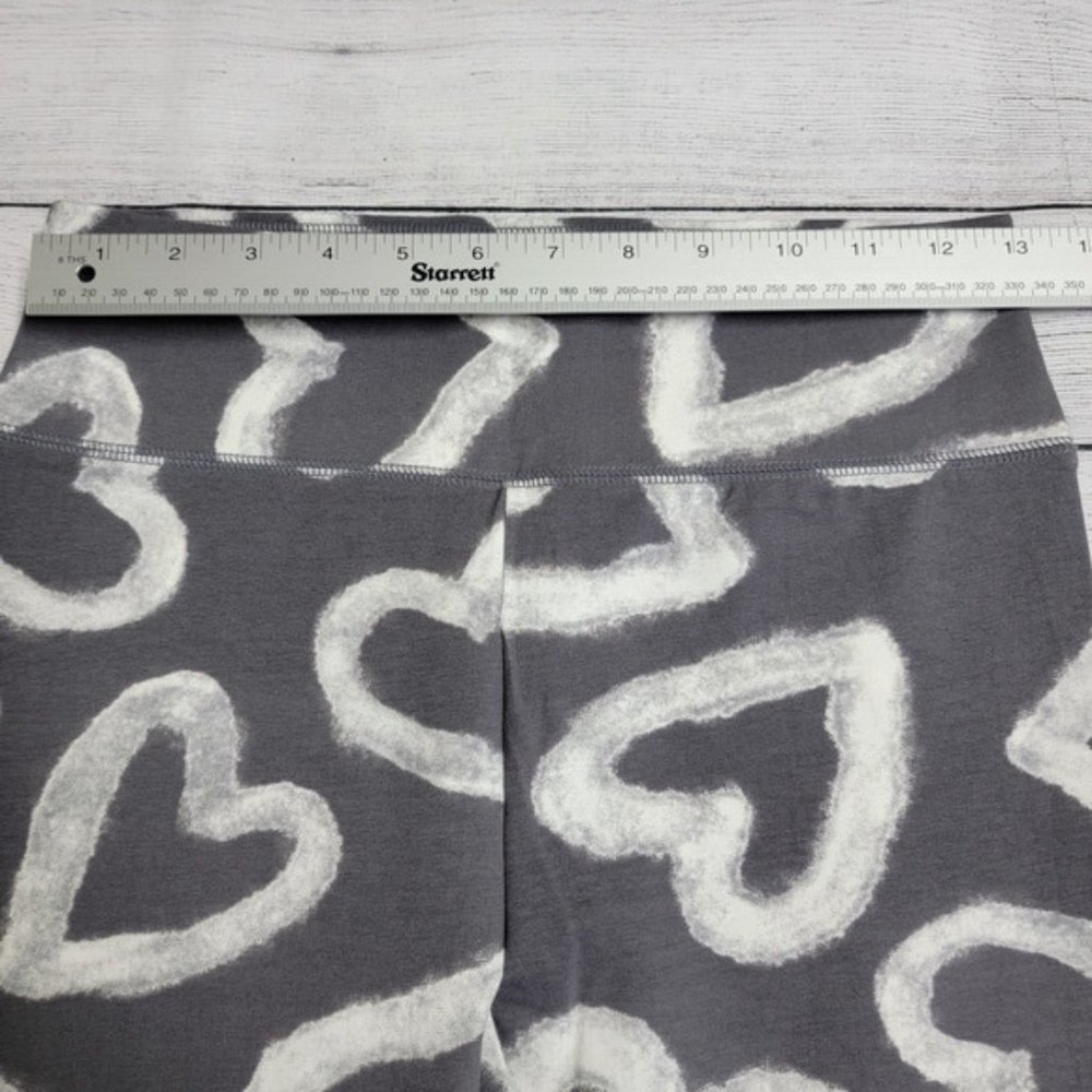 Wild Fable High-Waisted Classic Leggings Gray Hearts Women's Size Small NWOT - Picture 4 of 5